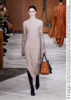 Paris Fashion Week - Loewe Modenschau 205440 Marineau Starface 2016-03-04 Paris France Fashion week ready to wear AW 2016. Defile de mode pret a porter automne hiver 2016. Loewe. Loewe , autumn-winter 2016 Paris, France Editorial use only _sans_perso  Copyright: xMarineaux STAR_205440_011