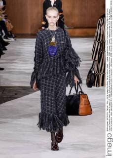 Paris Fashion Week - Loewe Modenschau 205440 Marineau Starface 2016-03-04 Paris France Fashion week ready to wear AW 2016. Defile de mode pret a porter automne hiver 2016. Loewe. Loewe , autumn-winter 2016 Paris, France Editorial use only _sans_perso  Copyright: xMarineaux STAR_205440_016