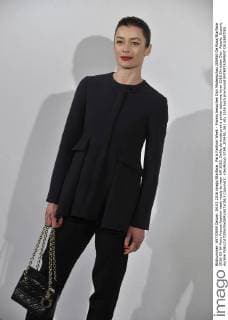 Paris Fashion Week - Promis besuchen Dior Modenschau 205450 De Rosa Starface 2016-03-04 Paris France Fashion week ready to wear AW 2016. Defile de mode pret a porter automne hiver 2016.Christian Dior. People. Dupont, Aurélie  Copyright: xDexRosax STAR_205450_061