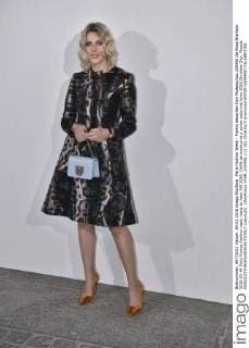 Paris Fashion Week - Promis besuchen Dior Modenschau 205450 De Rosa Starface 2016-03-04 Paris France Fashion week ready to wear AW 2016. Defile de mode pret a porter automne hiver 2016.Christian Dior. People.  Copyright: xDexRosax STAR_205450_113