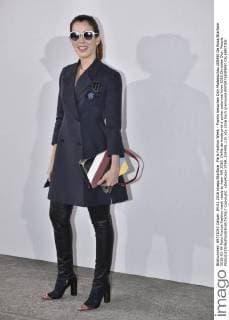 Paris Fashion Week - Promis besuchen Dior Modenschau 205450 De Rosa Starface 2016-03-04 Paris France Fashion week ready to wear AW 2016. Defile de mode pret a porter automne hiver 2016.Christian Dior. People.  Copyright: xDexRosax STAR_205450_135