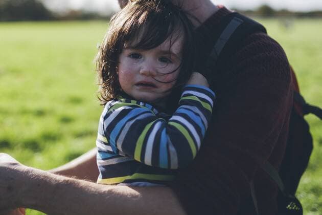 Boy crying in his father s arms model released Symbolfoto  BOYF000090
