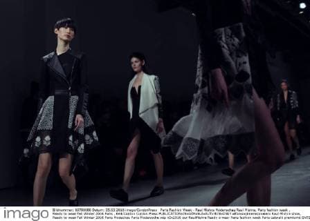 Paris Fashion Week - Raul Mishra Modenschau Raul Mishra, Paris fashion week , Ready to wear Fall Winter 2016 Paris , 644 Cordon Cordon Press  alfonsoxjimenezxvalero Raul Mishra show, Ready to wear Fall Winter 2016 Paris