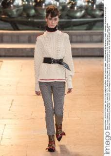 Paris Fashion Week - Isabel Marant Modenschau 205465 Marineau Starface 2016-03-04 Paris France Fashion week ready to wear AW 2016. Defile de mode pret a porter automne hiver 2016. Isabel Marant. _sans_perso  Copyright: xMarineaux STAR_205465_013