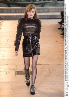 Paris Fashion Week - Isabel Marant Modenschau 205465 Marineau Starface 2016-03-04 Paris France Fashion week ready to wear AW 2016. Defile de mode pret a porter automne hiver 2016. Isabel Marant. _sans_perso  Copyright: xMarineaux STAR_205465_033