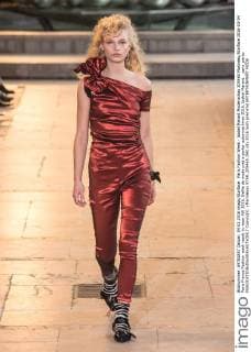 Paris Fashion Week - Isabel Marant Modenschau 205465 Marineau Starface 2016-03-04 Paris France Fashion week ready to wear AW 2016. Defile de mode pret a porter automne hiver 2016. Isabel Marant. _sans_perso  Copyright: xMarineaux STAR_205465_042