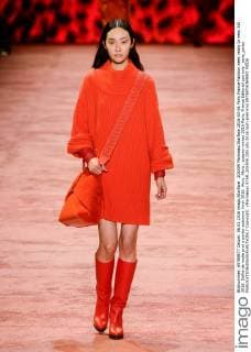205509 Marineau Starface 2016-03-06 Paris France Fashion week ready to wear AW 2016. Defile de mode pret a porter automne hiver 2016. Akris. Akris , autumn-winter 2016 Paris, France Editorial use only _sans_perso  Copyright: xMarineaux STAR_205509_003