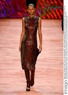 205509 Marineau Starface 2016-03-06 Paris France Fashion week ready to wear AW 2016. Defile de mode pret a porter automne hiver 2016. Akris. Akris , autumn-winter 2016 Paris, France Editorial use only _sans_perso  Copyright: xMarineaux STAR_205509_027