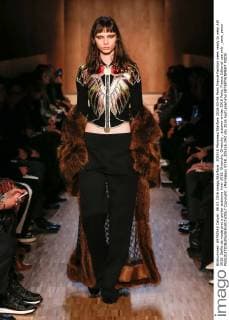 205516 Marineau Starface 2016-03-06 Paris France Fashion week ready to wear AW 2016. Defile de mode pret a porter automne hiver 2016. Givenchy. Givenchy , autumn-winter 2016 Paris, France Editorial use only _sans_perso  Copyright: xMarineaux STAR_205516_043