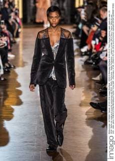 205519 Marineau Starface 2016-03-07 Paris France Fashion week ready to wear SS 2016. Defile de mode pret a porter printemps ete 2016. Stella McCartney. Stella McCartney , autumn-winter 2016 Paris, France Editorial use only _sans_perso  Copyright: xMarineaux STAR_205519_017