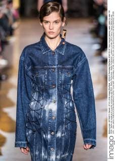 205519 Marineau Starface 2016-03-07 Paris France Fashion week ready to wear SS 2016. Defile de mode pret a porter printemps ete 2016. Stella McCartney. Stella McCartney , autumn-winter 2016 Paris, France Editorial use only _sans_perso  Copyright: xMarineaux STAR_205519_022