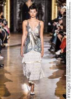205519 Marineau Starface 2016-03-07 Paris France Fashion week ready to wear SS 2016. Defile de mode pret a porter printemps ete 2016. Stella McCartney. Stella McCartney , autumn-winter 2016 Paris, France Editorial use only _sans_perso  Copyright: xMarineaux STAR_205519_036