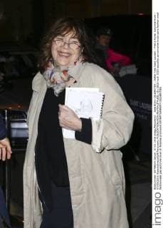 Jane Birkin CELEBRITES : Defile Yves Saint Laurent - Pret a Porter Automne Hiver - 07 03 2016 GwendolineLeGoff Panoramic 