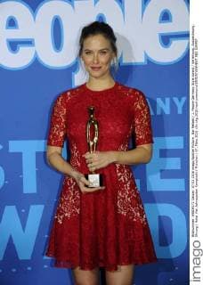 Bar Refaeli 1. People Germany Style Award Verleihung, Auszeichnung; Ehrung Hotel Vier Jahreszeiten Kempinski München 07. März 2016