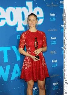 Bar Refaeli 1. People Germany Style Award Verleihung, Auszeichnung; Ehrung Hotel Vier Jahreszeiten Kempinski München 07. März 2016