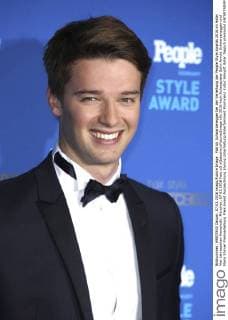 Patrick Schwarzenegger bei der Verleihung der People Style Awards 2016 im Hotel Vier Jahreszeiten Kempinski. München, 07.03.2016 Foto:xS.xGabschx xFuturexImage