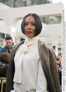 205559 Serge Arnal Starface 2016-03-08 Paris France Fashion week ready to wear AW 2016. Defile de mode pret a porter automne hiver 2016. Chanel. People. Front Row. Pinkett Smith, Jada  Copyright: xSergexArnalx xStarfacex STAR_205559_027