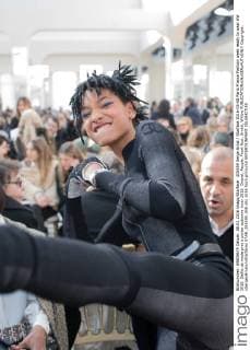 205559 Serge Arnal Starface 2016-03-08 Paris France Fashion week ready to wear AW 2016. Defile de mode pret a porter automne hiver 2016. Chanel. People. Front Row. Smith, Willow  Copyright: xSergexArnalx xStarfacex STAR_205559_058