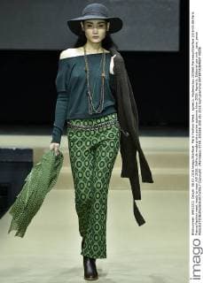 Paris Fashion Week - agnes b. Modenschau 205568 Marineau Starface 2016-03-08 Paris France Fashion week ready to wear AW 2016. Defile de mode pret a porter automne hiver 2016. Agnes b. Editorial use only _sans_perso  Copyright: xMarineaux STAR_205568_028