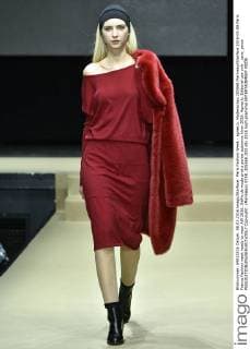Paris Fashion Week - agnes b. Modenschau 205568 Marineau Starface 2016-03-08 Paris France Fashion week ready to wear AW 2016. Defile de mode pret a porter automne hiver 2016. Agnes b. Editorial use only _sans_perso  Copyright: xMarineaux STAR_205568_033