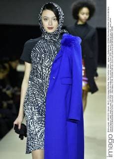 Paris Fashion Week - agnes b. Modenschau 205568 Marineau Starface 2016-03-08 Paris France Fashion week ready to wear AW 2016. Defile de mode pret a porter automne hiver 2016. Agnes b. Editorial use only _sans_perso  Copyright: xMarineaux STAR_205568_039
