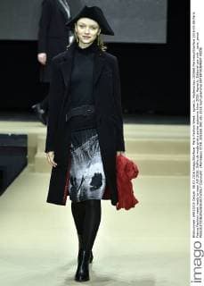 Paris Fashion Week - agnes b. Modenschau 205568 Marineau Starface 2016-03-08 Paris France Fashion week ready to wear AW 2016. Defile de mode pret a porter automne hiver 2016. Agnes b. Editorial use only _sans_perso  Copyright: xMarineaux STAR_205568_042