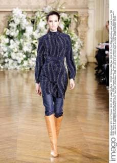 205569 Marineau Starface 2016-03-08 Paris France Fashion week ready to wear AW 2016. Defile de mode pret a porter automne hiver 2016. Vanessa Seward. Vanessa Seward , autumn-winter 2016 Paris, France Editorial use only _sans_perso  Copyright: xMarineaux STAR_205569_012