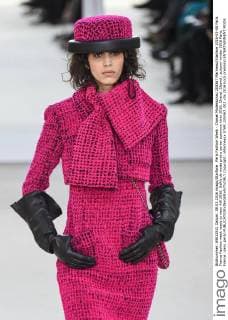 Paris Fashion Week - Chanel Modenschau 205567 Marineau Starface 2016-03-08 Paris France Fashion week ready to wear AW 2016. Defile de mode pret a porter automne hiver 2016. Chanel. Chanel , autumn-winter 2016 Paris, France _sans_perso  Copyright: xMarineaux STAR_205567_002