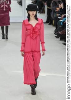 Paris Fashion Week - Chanel Modenschau 205567 Marineau Starface 2016-03-08 Paris France Fashion week ready to wear AW 2016. Defile de mode pret a porter automne hiver 2016. Chanel. Chanel , autumn-winter 2016 Paris, France _sans_perso  Copyright: xMarineaux STAR_205567_018