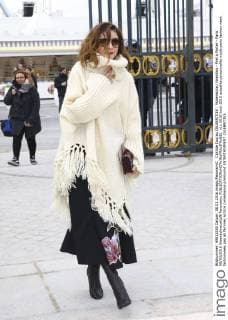 Clotilde Courau CELEBRITIES : Modenschau Valentino - Pret a Porter - Paris 08 03 2016 GwendolineLeGoff Panoramic 