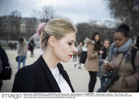Barbara Berlusconi CELEBRITIES : Modenschau Valentino - Pret a Porter - Paris 08 03 2016 GwendolineLeGoff Panoramic 