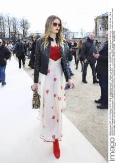 Abbey Lee Kershaw CELEBRITIES : Modenschau Valentino - Pret a Porter - Paris 08 03 2016 GwendolineLeGoff Panoramic 