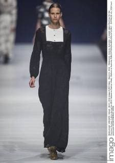 March 8, 2016 - Melbourne, Victoria, Australia - A model wears MacGraw for the Premium Runway 2 show during the 2016 Melbourne Fashion Week. Melbourne Australia - ZUMAk106