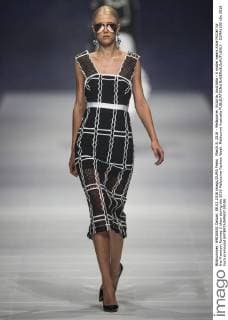 March 8, 2016 - Melbourne, Victoria, Australia - A model wears Alice McCall for the Premium Runway 2 show during the 2016 Melbourne Fashion Week. Melbourne Australia - ZUMAk106
