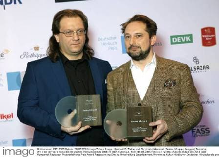 Raphael D. Thöne und Christoph Kalkowski (Bestes Hörspiel, Jewgenij Samjatin: Wir ) bei der Verleihung des Deutschen Hörbuchpreises 2016 im WDR Funkhaus. Köln, 08.03.2016 Foto:xC.xHardtx xFuturexImage