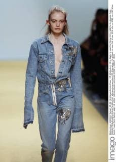 Off-White show, PAris Ready to wear Fall Winter 2016, 644 Cordon Cordon Press  alfonsoxjimenezxvalero Off-White show, PAris Ready to wear Fall Winter 2016