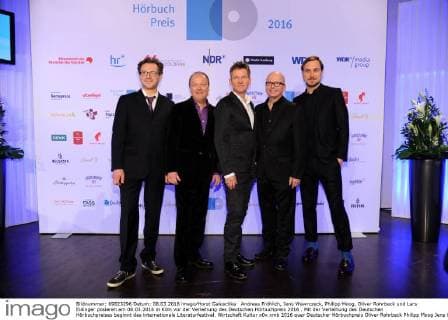 Andreas Fröhlich, Jens Wawrczeck, Philipp Moog, Oliver Rohrbeck und Lars Eidinger posieren am 08.03.2016 in Köln vor der Verleihung des Deutschen Hörbuchpreis 2016 . Mit der Verleihung des Deutschen Hörbuchpreises beginnt das internationale Literaturfestival.