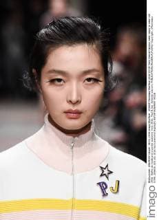205609 Marineau Starface 2016-03-08 Paris France Fashion week ready to wear AW 2016. Defile de mode pret a porter automne hiver 2016. Paul & Joe. Editorial use only  Copyright: xMarineaux STAR_205609_020