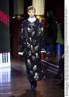205612 Marineau Starface 2016-03-08 Paris France Fashion week ready to wear AW 2016. Defile de mode pret a porter automne hiver 2016. Kenzo. Editorial use only  Copyright: xMarineaux STAR_205612_005
