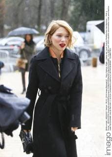 Paris Fashion Week - Gäste der Louis Vuitton Modenschau Lea Seydoux - Pret a Porter - 09 03 2016 GwendolineLeGoff Panoramic 