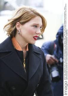 Paris Fashion Week - Gäste der Louis Vuitton Modenschau Lea Seydoux - Pret a Porter - 09 03 2016 GwendolineLeGoff Panoramic 