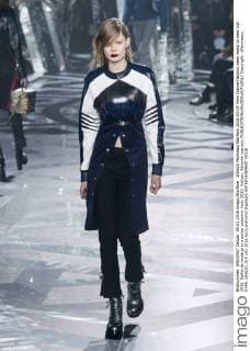205620 Marineau Starface 2016-03-09 Paris France Fashion week ready to wear AW 2016. Defile de mode pret a porter automne hiver 2016. Vuitton. Editorial use only  Copyright: xMarineaux STAR_205620_014