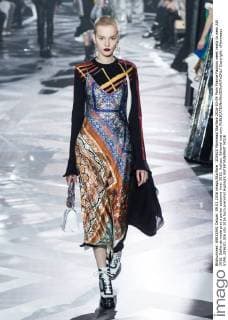 205620 Marineau Starface 2016-03-09 Paris France Fashion week ready to wear AW 2016. Defile de mode pret a porter automne hiver 2016. Vuitton. Editorial use only  Copyright: xMarineaux STAR_205620_026