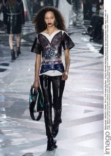 205620 Marineau Starface 2016-03-09 Paris France Fashion week ready to wear AW 2016. Defile de mode pret a porter automne hiver 2016. Vuitton. Editorial use only  Copyright: xMarineaux STAR_205620_043