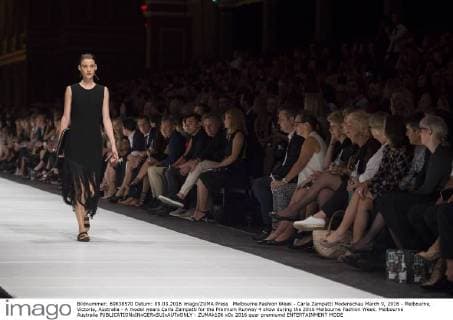 Melbourne Fashion Week - Carla Zampatti Modenschau March 9, 2016 - Melbourne, Victoria, Australia - A model wears Carla Zampatti for the Premium Runway 4 show during the 2016 Melbourne Fashion Week. Melbourne Australia - ZUMAk106