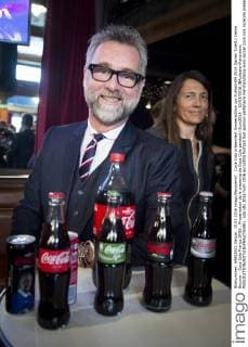 Coca-Cola präsentiert Sonderedition zur Fußball-EM 2016 Darren Tulett Celine Bouvier - Coca Cola France SPOS : Presentation de la presence de Coca Cola pendant l Euro2016 - 10 03 2016 JBAutissier Panoramic 