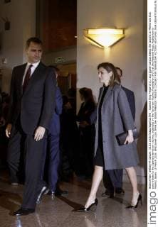 Spanish King Felipe VI (L) and Queen Letizia attend the concert In Memoriam that pays tribute to the Spanish terrorism victims, organized by the Terrorism Victims Foundation (FVT) at the National Music Auditorium in Madrid, Spain, 10 March 2016. EFE Javier Lizon SPANISH KINGS PRESIDE TRIBUTE CONCERT FOR TERRORISM VICTIMS !ACHTUNG: NUR REDAKTIONELLE NUTZUNG!  GRA397 20160310-635932388804772030