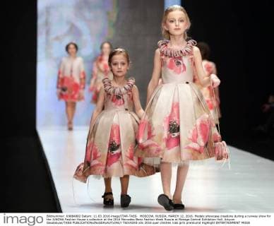MOSCOW, RUSSIA. MARCH 12, 2016. Models showcase creations during a runway show for the JUNONA Fashion House s collection at the 2016 Mercedes Benz Fashion Week Russia at Manege Central Exhibition Hall. Artyom Geodakyan TASS  TS019293