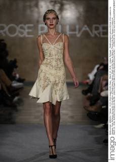 March 12, 2016 - Lisbon, Portugal - Model presents Autumn Winter 2016 creation by designer Rose Palhares during the 45rd edition of Moda Lisboa Fashion Week at the Patio da Gale on Terreiro do Paco Square in Lisbon on March 12, 2016. NURPHOTO CARLOS PALMA. Lisbon Portugal  - ZUMAn230