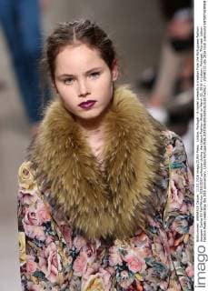 Lisbon, Portugal - A model presents a creation from the Portuguese fashion designer Carlos Gil Fall Winter 2016 2017 collection during the Lisbon Fashion Week on March 11, 2016 in Lisbon, Portugal. This year Lisbon Fashion Week celebrates the 25th anniversary. Lisbon Portugal - ZUMAf123
